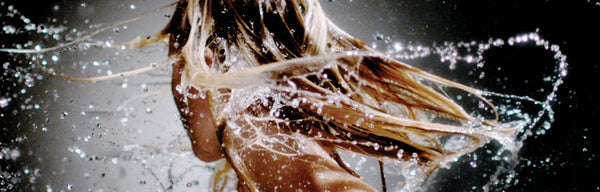 5 SHOWER HABITS THAT MAKE YOUR HAIR PSYCHO!